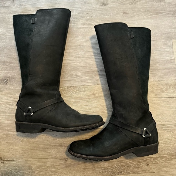 Teva Black DE LA VINA DOS TALL Genuine Leather Size 10 - Picture 3 of 9